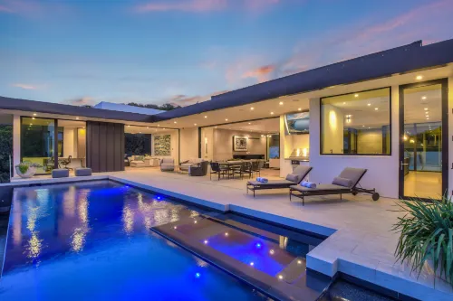 Infinity Edge Pool and Stunning Canyon Views - Luxurious Modern Retreat