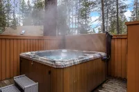 Private Hot Tub and Gas Fireplace - Serene Forest Retreat