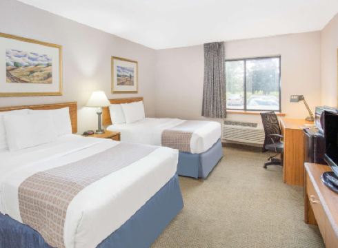 Baymont by Wyndham Davenport