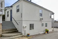 Ocean and Bay Views with Large Deck - Charming Beach Haven