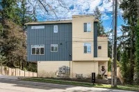 Seattle Vacation Home: Shoreline Townhouse | 5 Star Hospitality Các khách sạn gần Richmond Beach Community Park