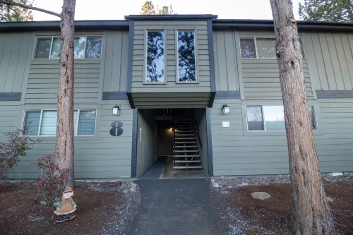 Cozy Comfort and Seasonal Pool - Charming Retreat