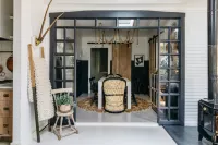 Charming Cottage with Hot Tub and Fire Pit - Cozy Rustic Escape