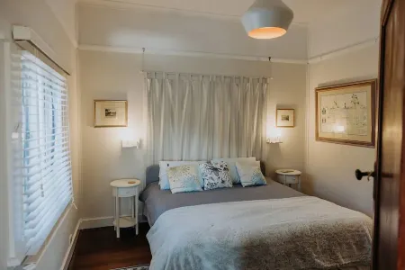 Spectacular views, charming cottage | Pinnaroo