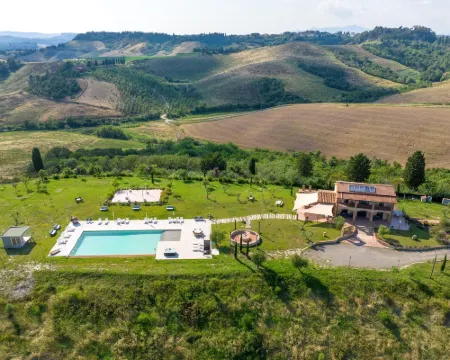 託斯卡別墅 佩喬利酒店