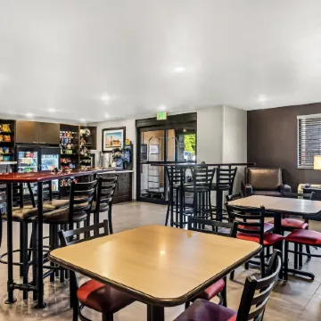 My Place Hotel-Savannah Airport/Pooler, GA