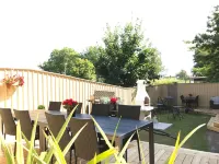 Järnvägshotellet B&B Skara Hotels in Lundsbrunn