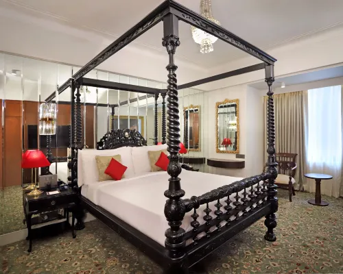 The Ambassador, Marine Drive, Mumbai Hotels near RBI