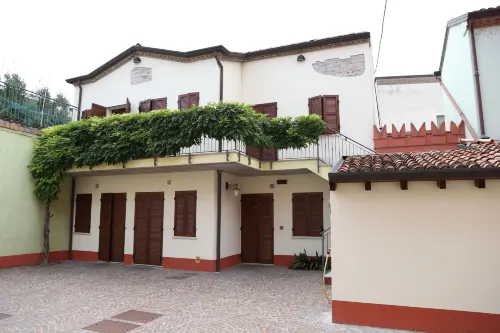 A Casa Dei Gonzaga Hotels in Curtatone