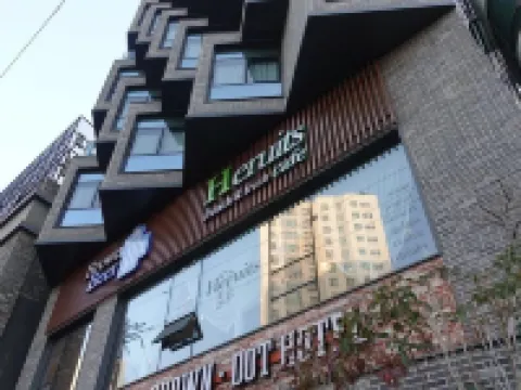 Brown Dot Hotel Masan Yangduck Hotels in Changwon
