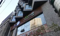 Brown Dot Hotel Masan Yangduck Hotels in Changwon-si