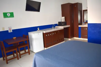 Hotel Plaza Almendros, Isla Mujeres  호텔
