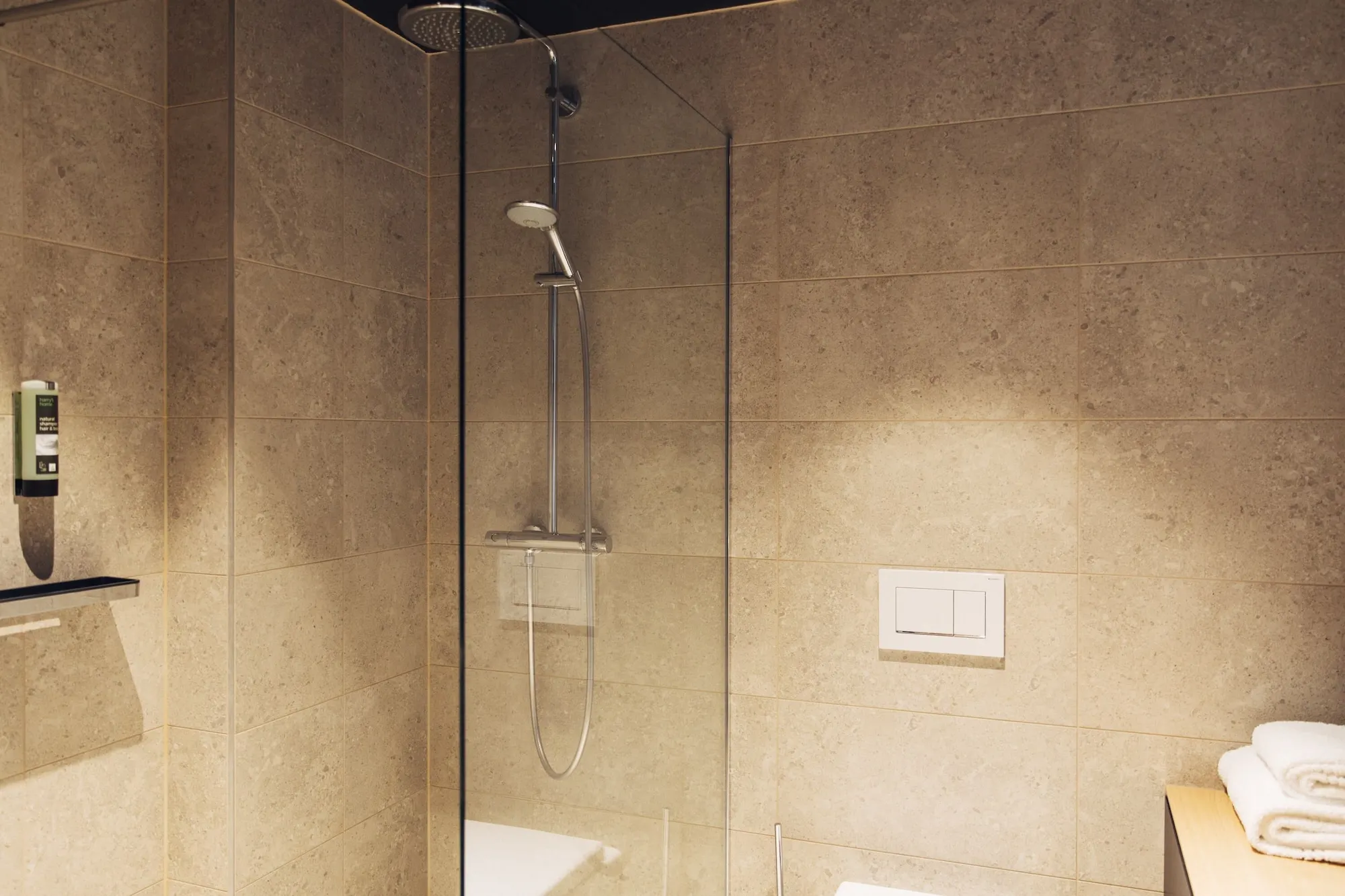 Harry's Home Steyr Hotel & Apartments Номера Photos