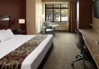 Riverside Casino & Golf Resort Hotels in Washington County