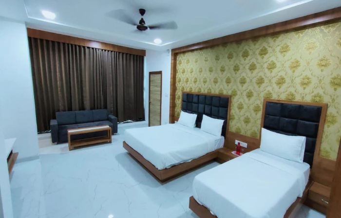 Hotel Rest and Leaf