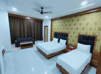 Hotel Rest and Leaf