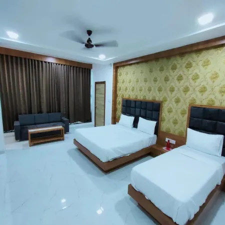 Hotel Rest and Leaf