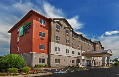 Holiday Inn Express & Suites Jenks Отели в г. Кифер