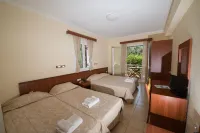 Summertime Inn