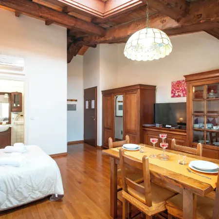 Residence Antico Borgo Hotels in Modena