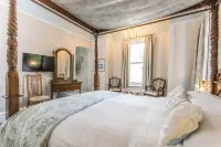 Grovefield Manor Hotels in Poole