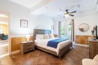 Walk to Beach PoolHot Tub Game Room Captiva 5Bdr Coco Mango by AvantStay