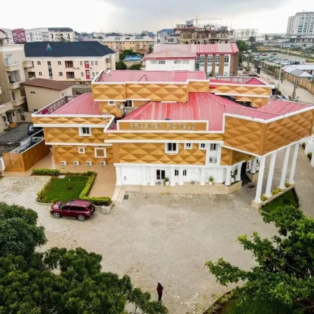 Presken Hotels Water Cooperation, Victoria Island Отели рядом с достопримечательностью «Институт Гёте»