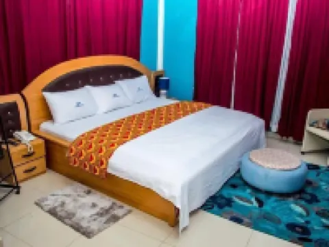 SM尊貴酒店 特馬酒店