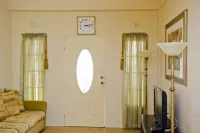 Port of Spain Breezy Guest Apartment