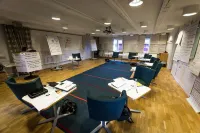 Två Skyttlar Hotels in Marks kommun