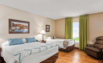 Top Floor Handicap Accessible Bay View