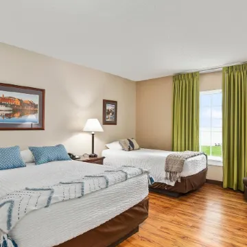 Top Floor Handicap Accessible Bay View