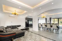 La Saveur de Hoa Binh Resort Hotels in Cao Ram