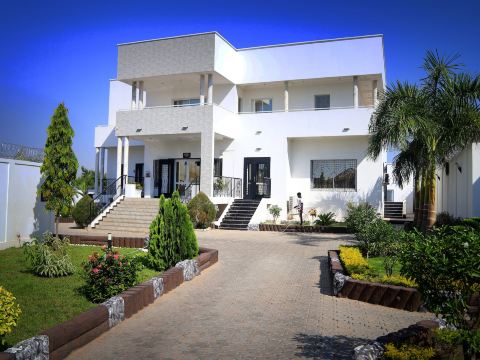 Shalom City Hotel