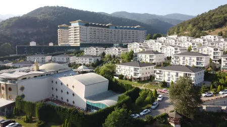 Sarot Thermal Palace Tatil Koyu - Halal Hotel
