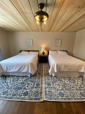Riverdale Resort Hotels near Graywalk Buffalo Ranch