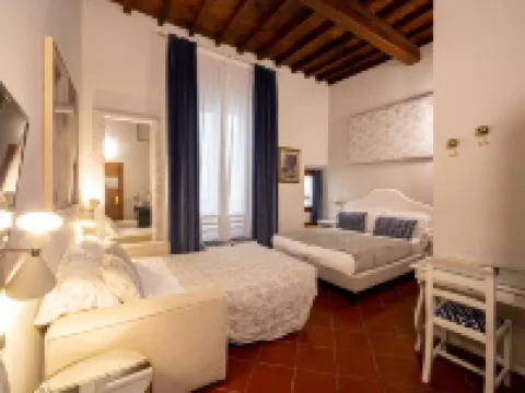 แมกซิม แอ็กซีล โรงแรมในฟลอเรนซ์