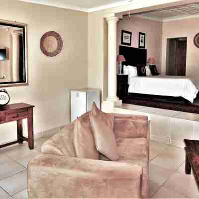 African Roots Guest House Rooms