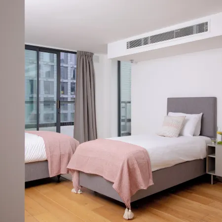 Bob W Tower Hill Residences Отели рядом с достопримечательностью «Уоппинг»