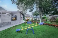 Regenta Resort Mars Valley View Shoghi فنادق في شيملا