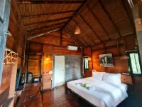 Amarit Onsen Homestay Hotel di Khlong Thom