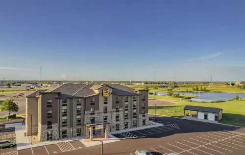 My Place Hotel-Mitchell SD فنادق في Davison County