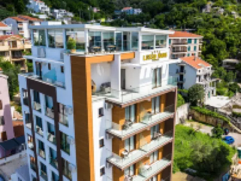 Hotel Lusso Mare by Aycon Hotels in Boreti
