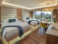 Mandarin Oriental, Santiago Hotels near بيافيستا