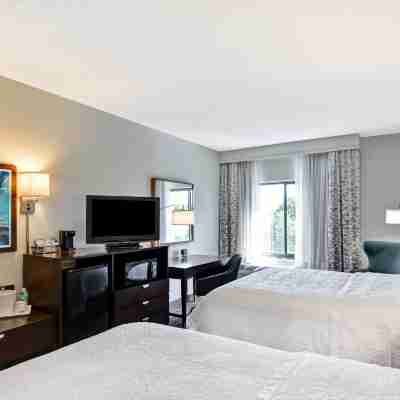Hampton Inn & Suites Boynton Beach Rooms
