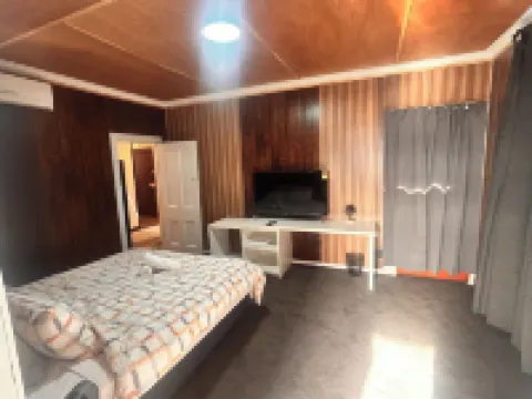 더 블랙호스 호텔