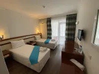 FİNİKE MARİNA HOTEL - Park Yeri