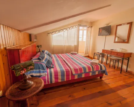 Hotel Posada Los Delfines โรงแรมในโบกาสเดลโตโร