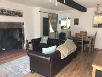 Old Hall Cottage Hotels in Hope