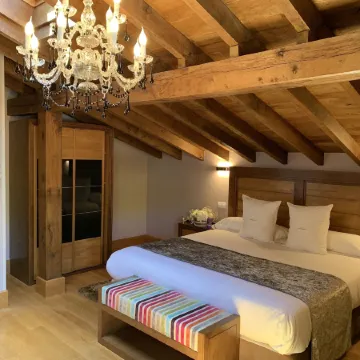 Akla Hotel Suites Valles Pasiegos
